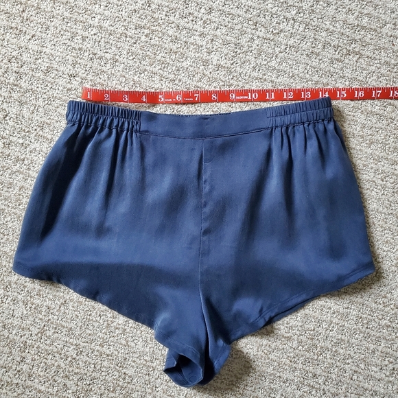 ✅ NWT 100% Washable Silk Pajama Shorts, Indigo (M) - Picture 9 of 16